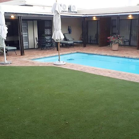 Majorca House Bed & Breakfast Somerset West Exterior foto