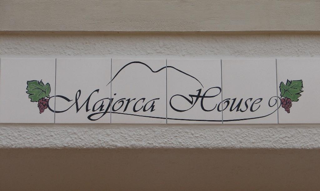 Majorca House Bed & Breakfast Somerset West Exterior foto