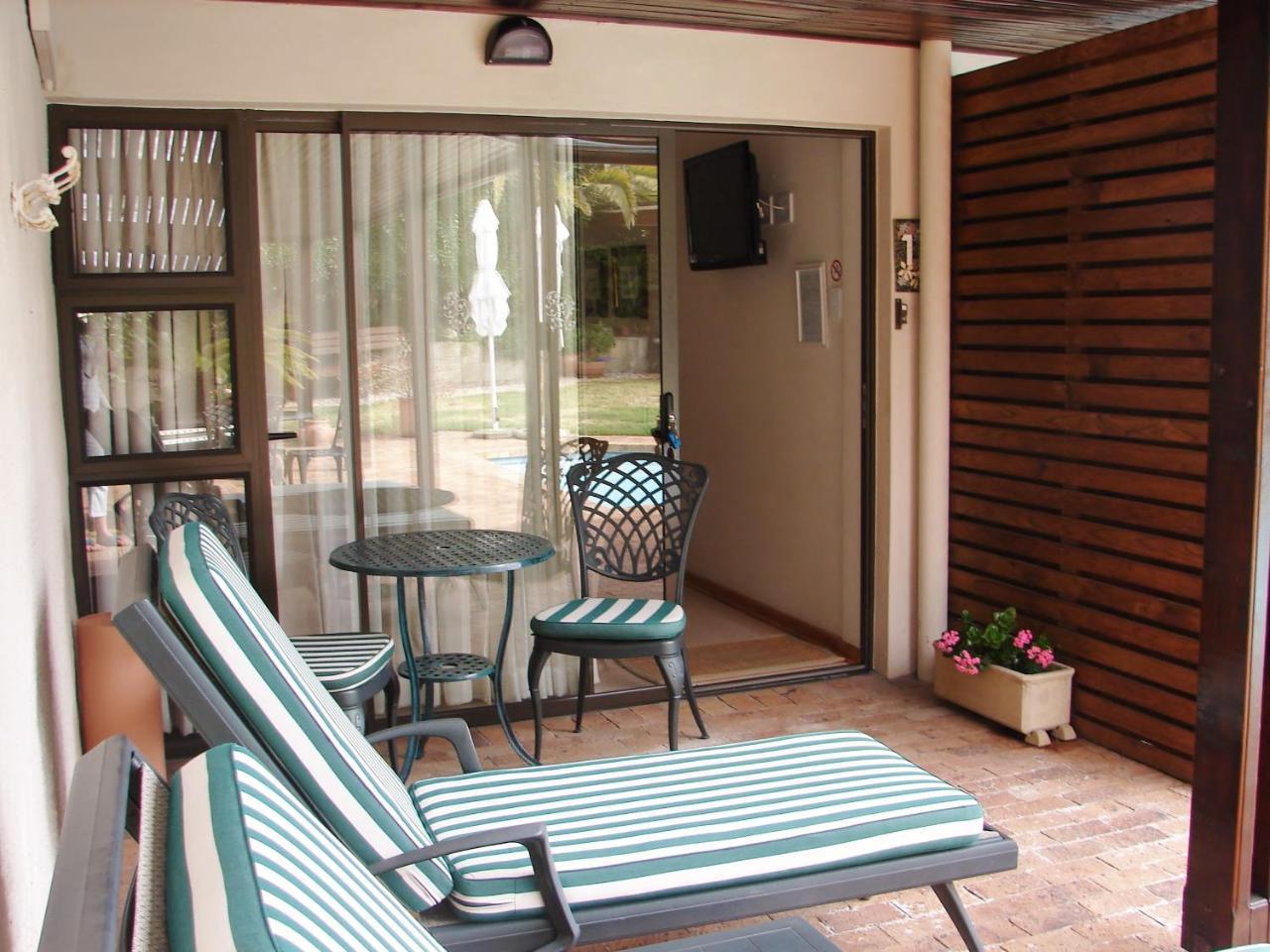 Majorca House Bed & Breakfast Somerset West Exterior foto